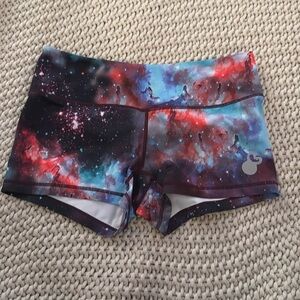 Women’s Belle & Bell Medium Athletic Shorts